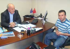 Şener ''Toplumun gerisindeyim''