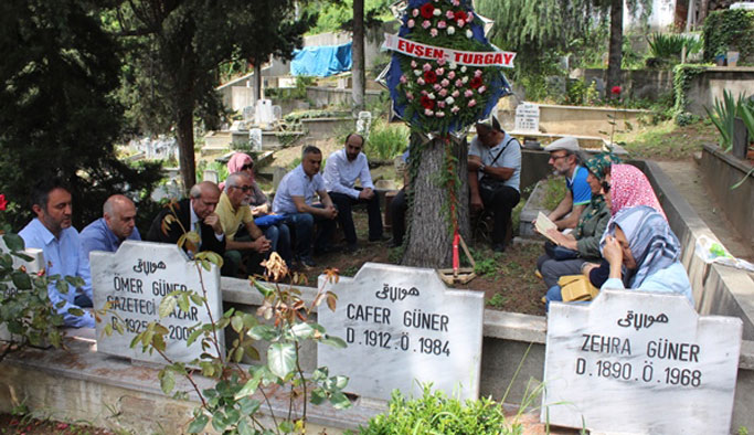 Ömer Güner mezarı başında anıldı