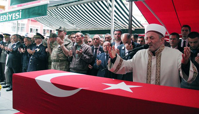 Giresun şehidini uğurladı
