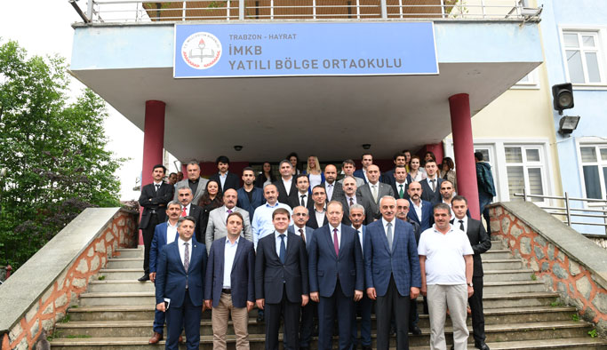 Vali Yavuz'dan Hayrat'a TEOG ziyareti