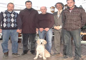 AKUT ekibine kurtarma köpeği