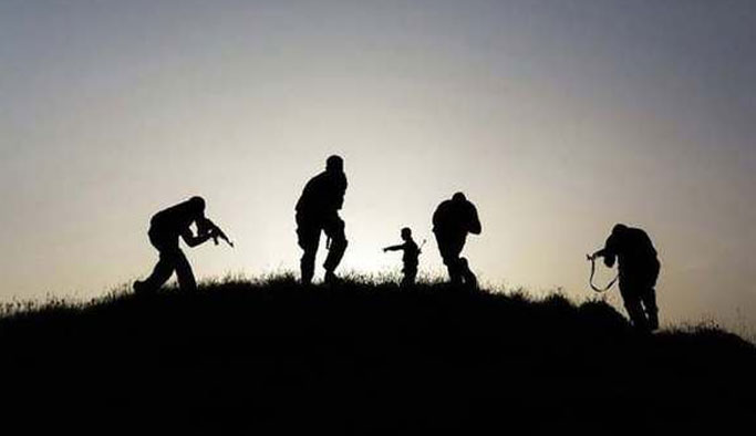 1 terörist öldürüldü, 6’sı teslim oldu