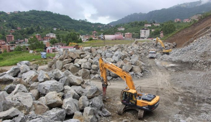Trabzon'dan Rusya ve Gürcistan'a taş satıyor!