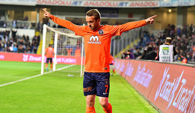 Trabzonspor, Edin Visca için Başakşehir ile pazarlıkta hızlandı