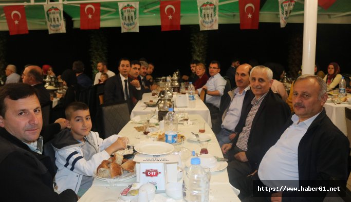 Şefik Türkmen personelleriyle bir araya geldi