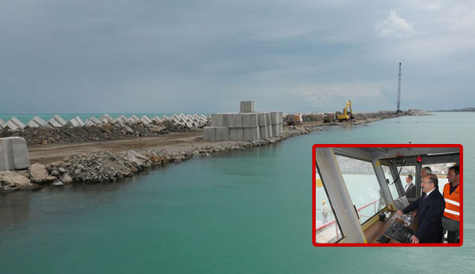 Denize son dolgu taşlarını Gümrükçüoğlu döktü