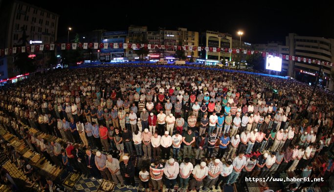 Samsun'da 10 binler birlikte saf tutacak