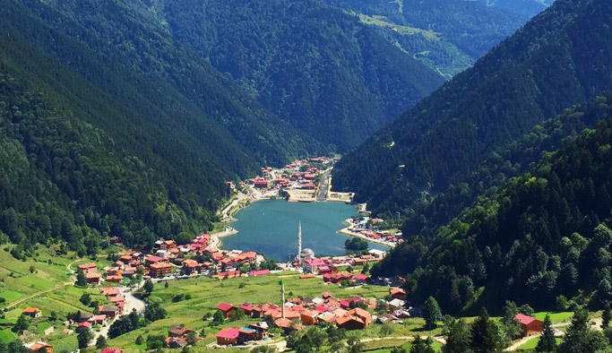 D.Karadeniz'e yarım milyon turist!