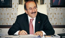 Başkan Gümrükçüoğlu’nun bayram mesajı