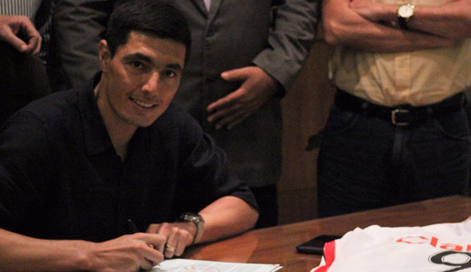 Cardozo imzayı attı!