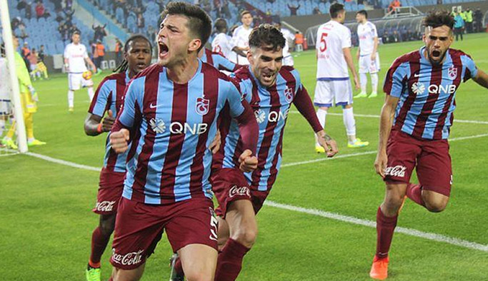 Alman devinden Trabzonsporlu yıldıza kanca