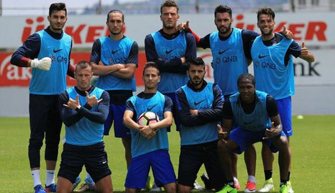 Trabzonspor'da sağlık kontrolleri başladı