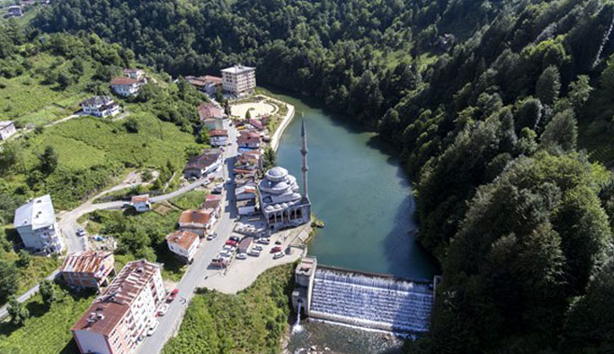 Rize'deki Belediyeden örnek davranış - HES'i küçültüp...