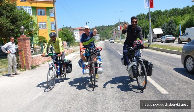 İranlı turistler bisikletle Türkiye'yi dolaşıyor