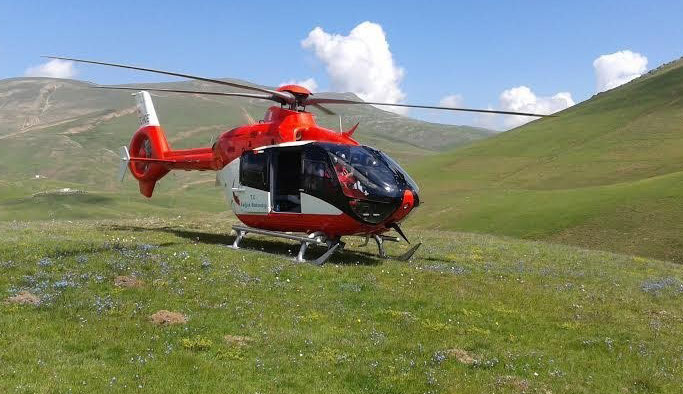 Trabzon'da ambulans helikopter 1560 saat havada kaldı