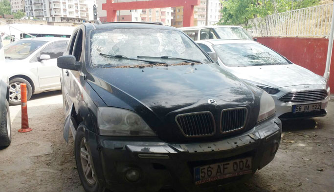 Kaymakam aracının geçişi sırasında patlama