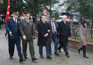 Of'ta coşkulu kutlama yapıldı