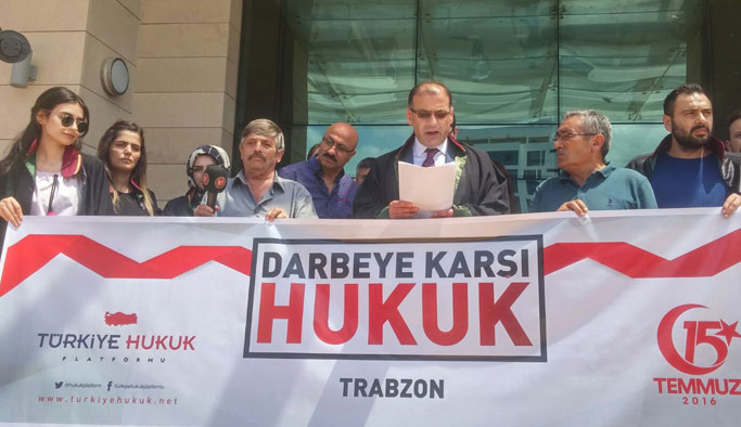 Trabzon'da Avukatlardan 15 temmuz açıklaması