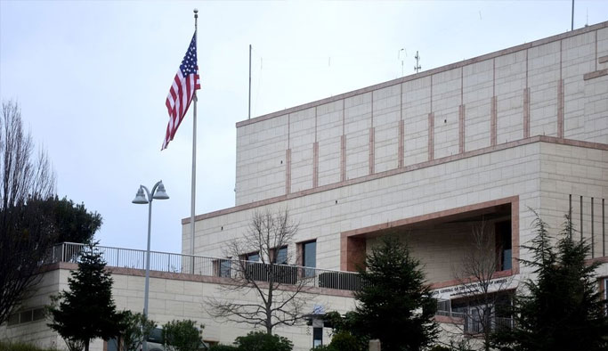 ABD başkonsolosluğuna giren kişi gözaltına alındı