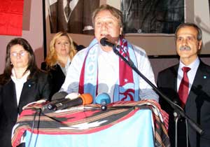 Zeki Sezer Trabzon'da