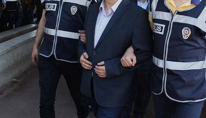 11 ilde muvazzaf askerlere operasyon