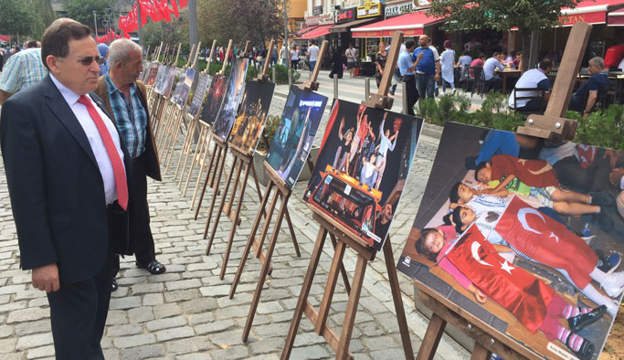 Suat Hacısalihoğlu: "Türk halkı demokrasiye sahip çıktı"