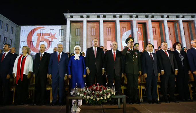 Cumhurbaşkanı Erdoğan: "Ey Feto, senin gideceğin yer var mı?"