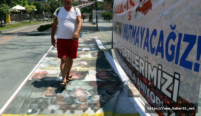 Fethullah Gülen vatandaşların ayaklarının altında!