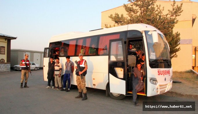 Kaçak göçmenler yakalandı