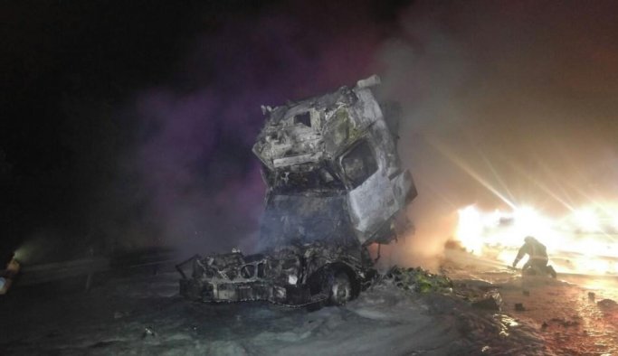 Feci kaza! Yanarak can verdiler