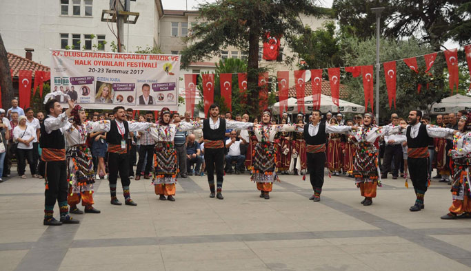 Trabzon'da Festival renkli görüntülere sahne oluyor
