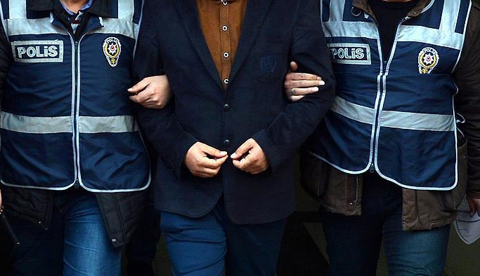 Bayburt merkezli 5 ilde FETÖ operasyonu