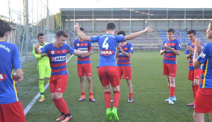Altın Kolye Futbol Turnuvasında Finale doğru