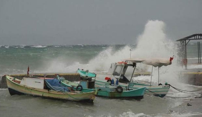 Doğu Karadeniz'e fırtına uyarısı. 27.07.2017