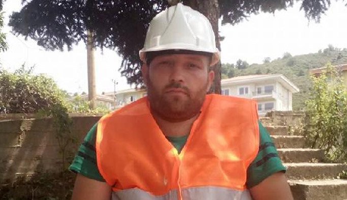 Evinin çatısından ölüme atladı