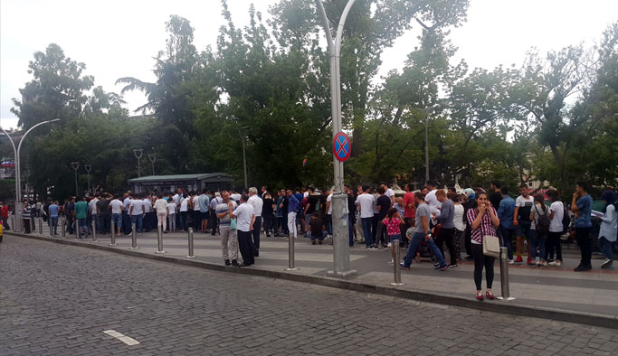 Trabzonspor-Alaves maçının biletlerine yoğun ilgi