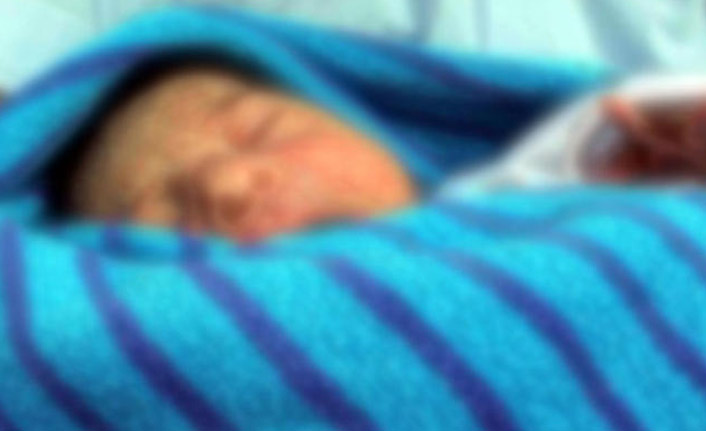 Erzurum'da kan donduran olay! Üşümesin diye ağzını...