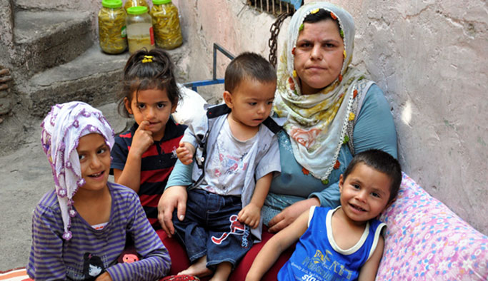 Temizliğe gitmesi yasaklanan kadın iş istiyor