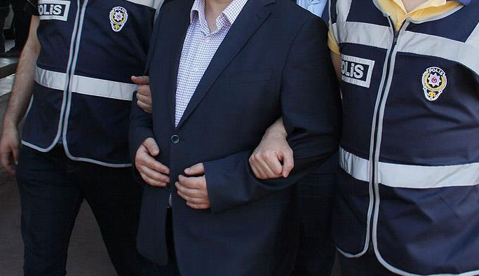 FETÖ'nün Emniyet müdürleri imamı yakalandı