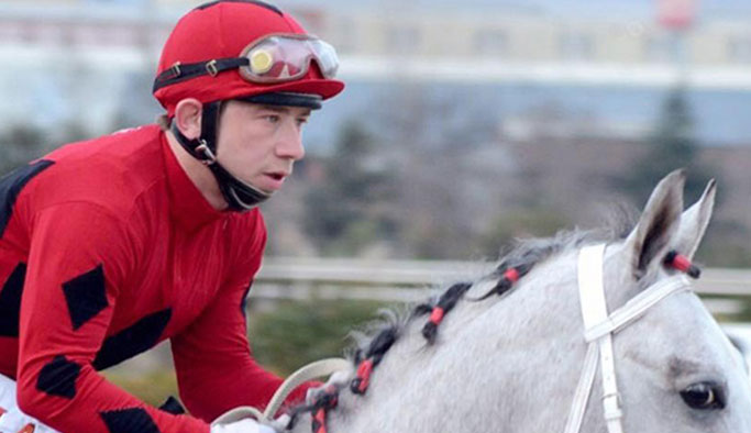 Jokey Ediz Arslan denizde kayboldu