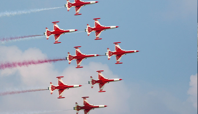 Türk Yıldızları Eren için Trabzon'da uçacak