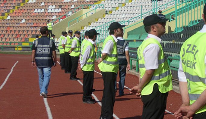 Maçlardaki güvenlik önlemleri yerinde incelenecek