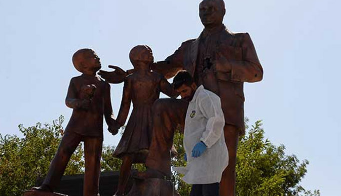 Atatürk anıtına saldıran kişi hakkında karar verildi!