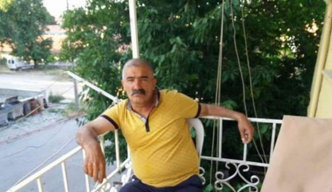 Cinnet getirdi babasını öldürdü