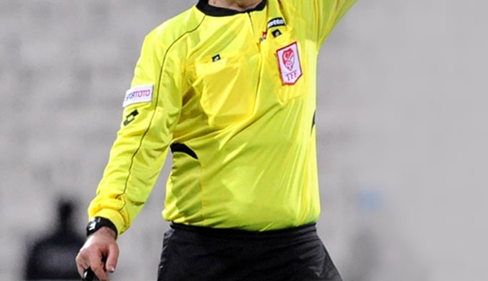 Trabzonspor'un Göztepe maçını yönetecek hakem belli oldu