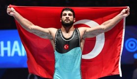Türkiye, güreş şampiyonasında  tarih yazdı