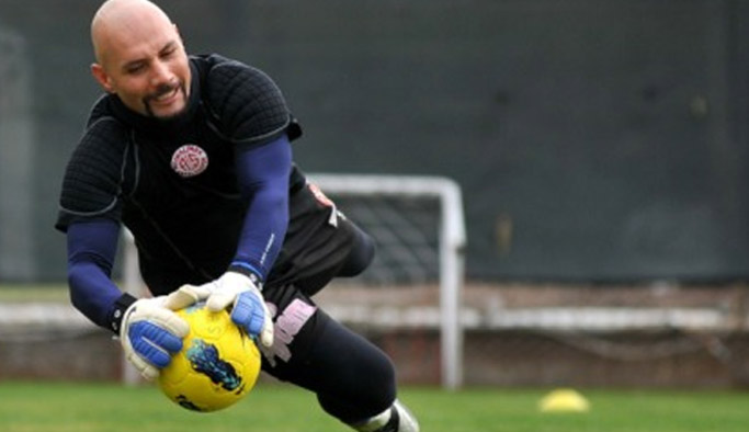 Ve milli kaleci tutuklandı!