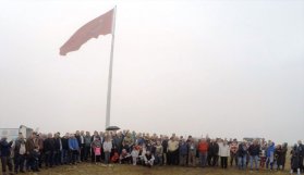 Trabzon'da yaylaya dev Türk bayrağı