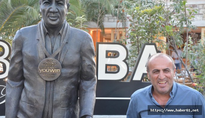 Fatih Terim'i bitiren kebapçının heykelini diktiler