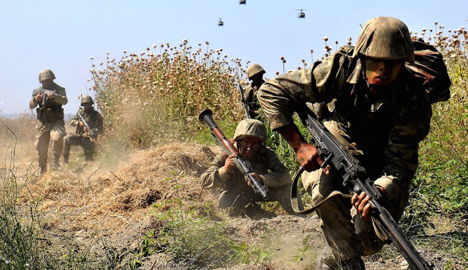 Operasyon sürüyor: 8 Terörist...